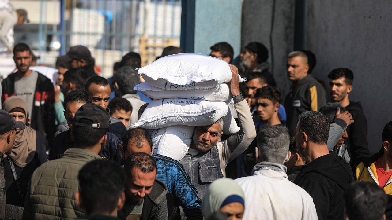 Hollanda, Hamas saldırısına yardım ettiği söylentilerinin ardından BM kuruluşuna desteğini askıya aldı