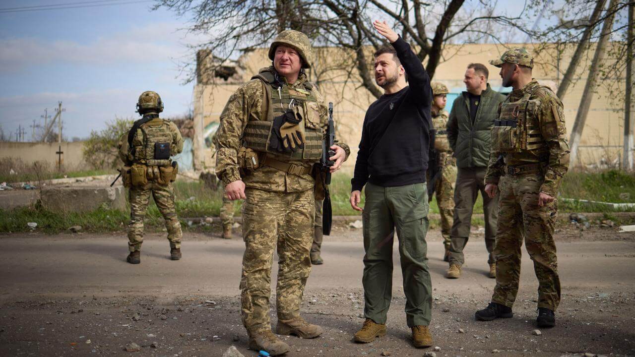 Zelensky, Ukrayna'nın ayrılmasına rağmen Rusya'nın Avdiivka'yı ele geçirmediğini savunuyor