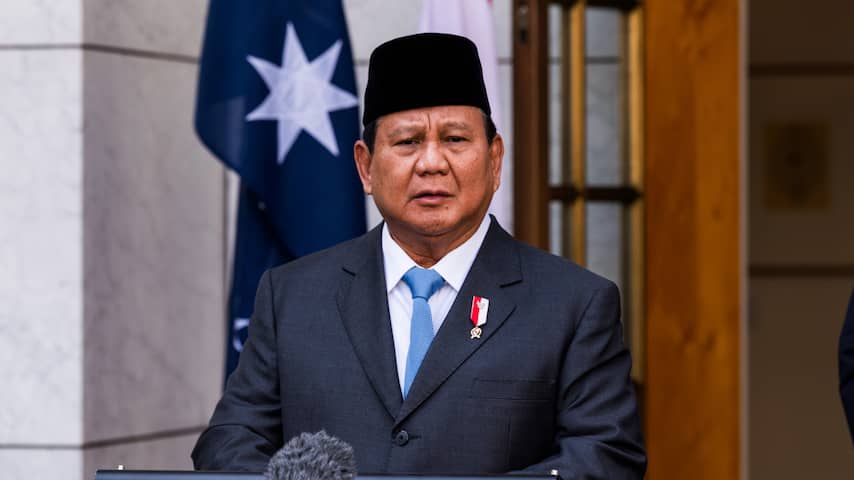 Tartışmalı Prabowo Subianto, Endonezya'nın yeni cumhurbaşkanı olarak yemin etti. 1